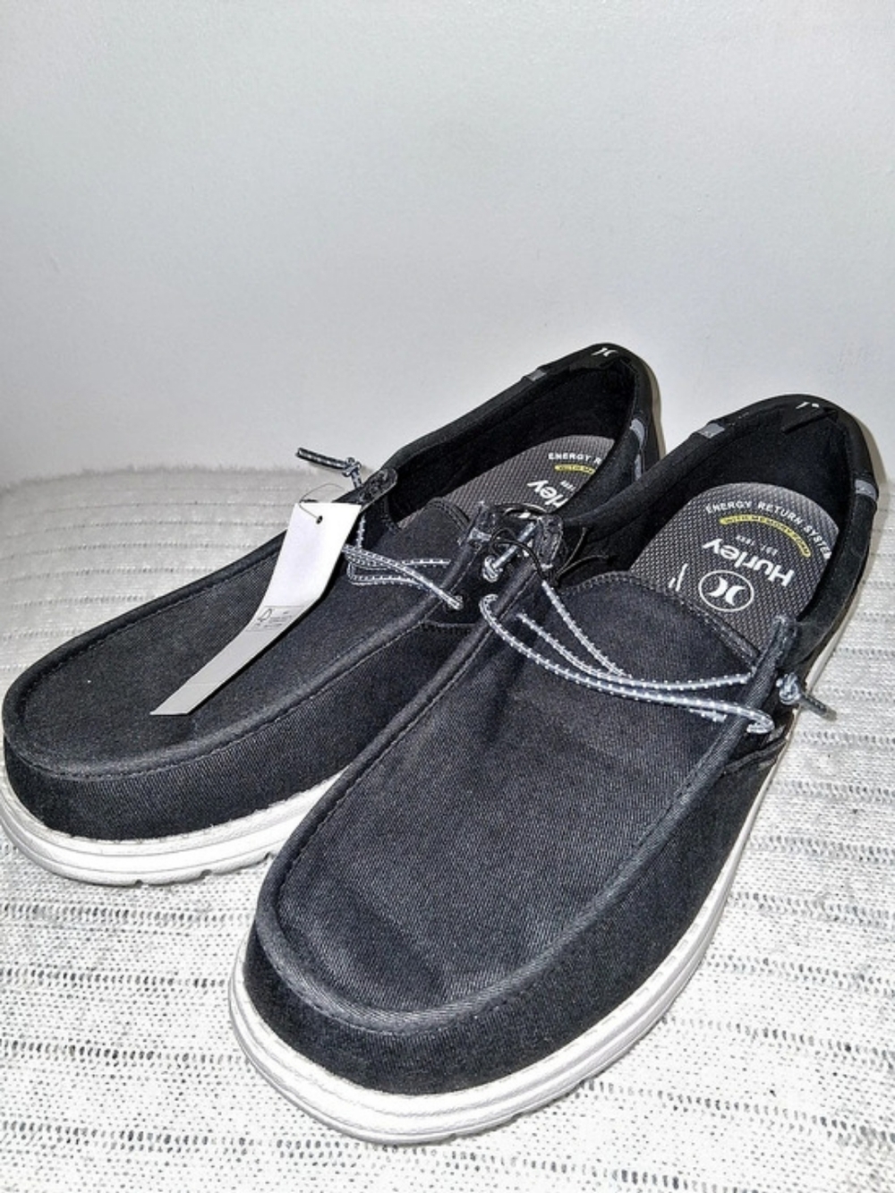 NWT Hurley Men's Casual Slip-On Shoe Casual Slip-On Boat Shoes Black, Size Us 9